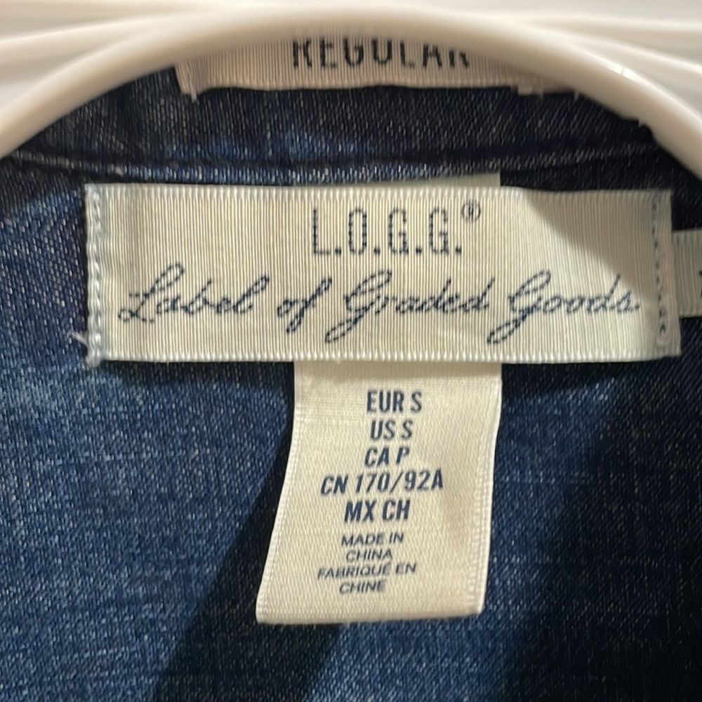 Denm Shirt - Picture 3 of 3